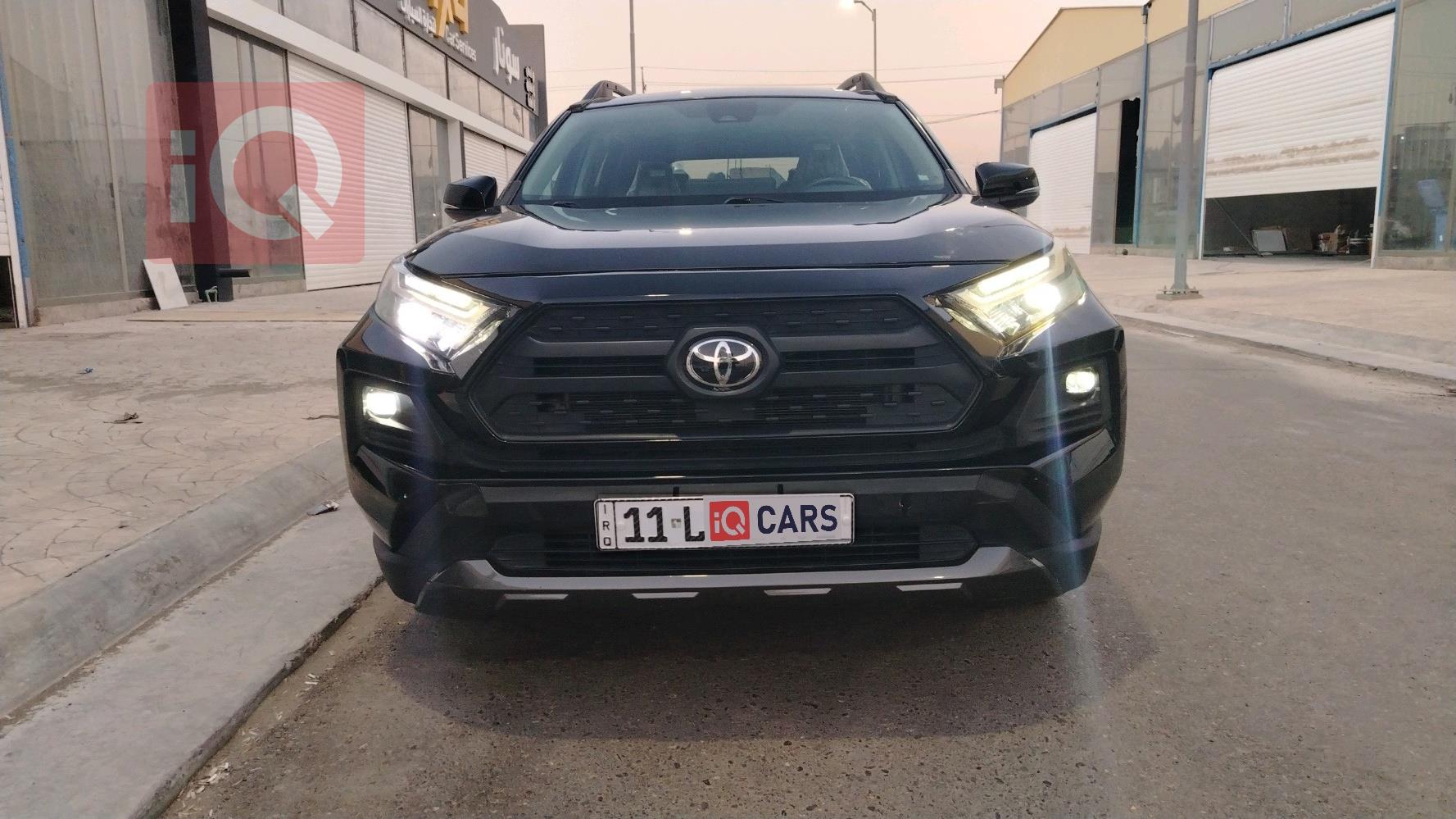 تويوتا راف 4
